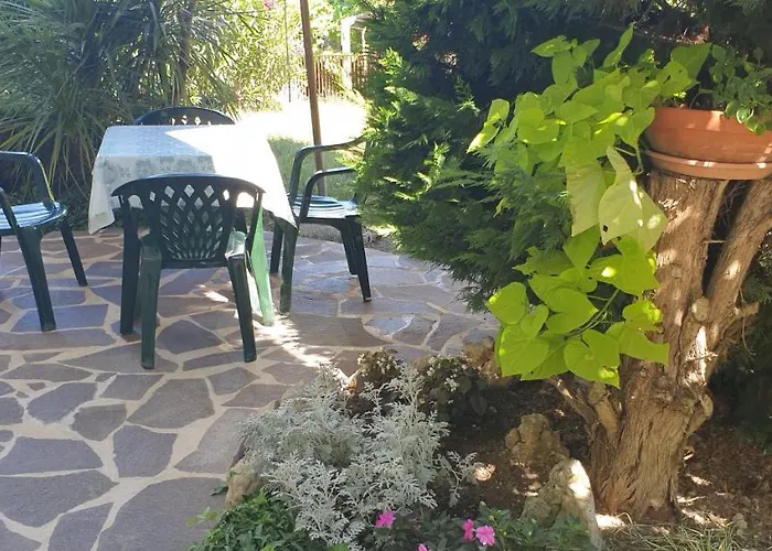 Laguna 20, 20a Izola